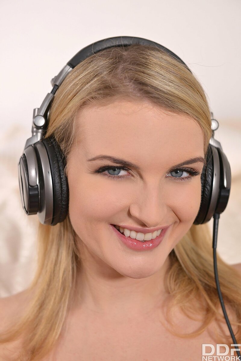 Алена, 23